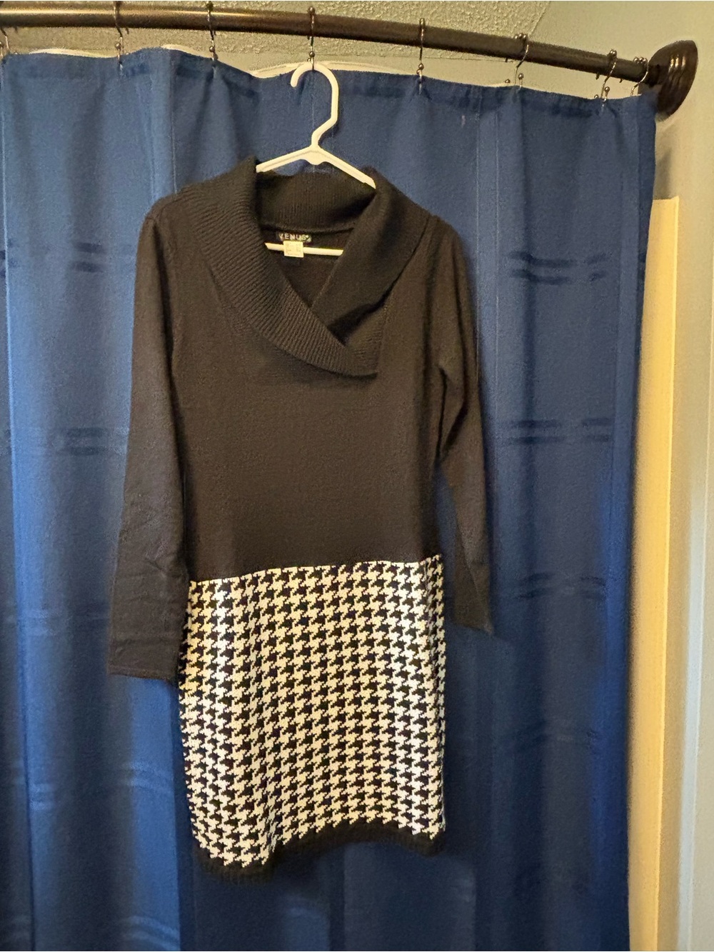 VENUS Black Sweater Dress with Black-and-White Houndstooth Skirt